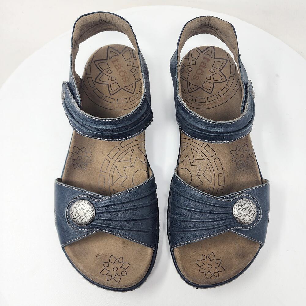 Taos Escape Sandal Women 9 Blue Leather Comfort Low Wedge Medallion ESC-11731 - Picture 3 of 13